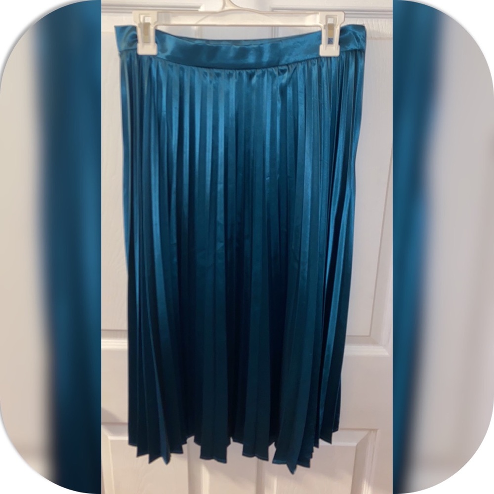 Turquoise pleated silk midi skirt